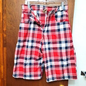 LN.  Heritage Plaid Shorts.  Size 32.  (616)